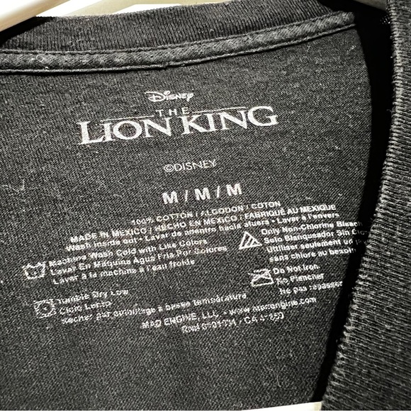 Disney The Lion King T-shirt Size Medium :Box P: - Picture 3 of 4